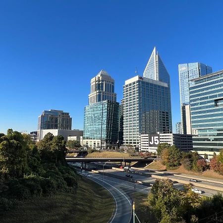 Spacious 2 Bed, 2 Bath Uptown Gem In The Heart Of The City-Parking-Wi-Fi-Balcony Cgv Charlotte Buitenkant foto