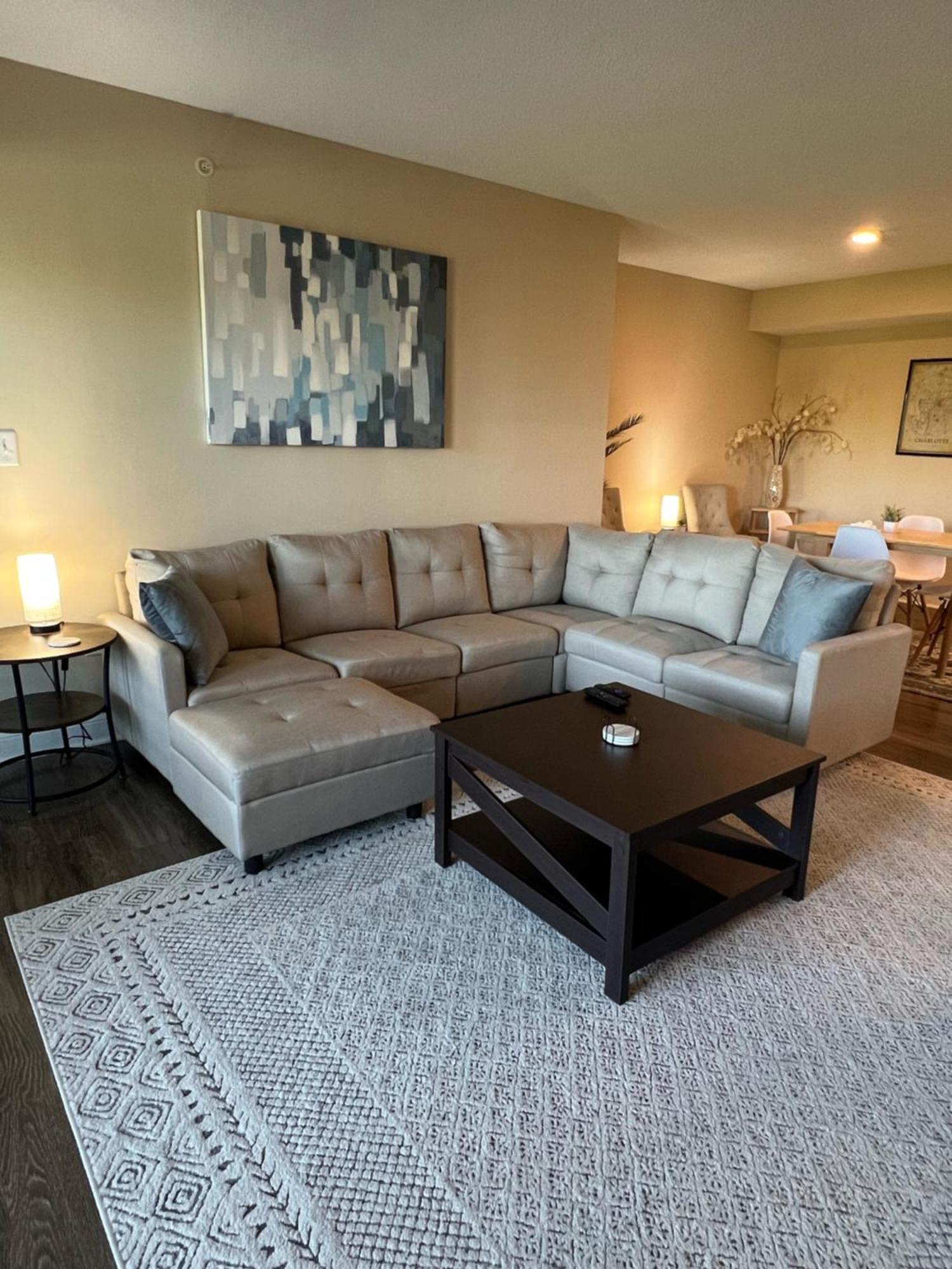 Spacious 2 Bed, 2 Bath Uptown Gem In The Heart Of The City-Parking-Wi-Fi-Balcony Cgv Charlotte Buitenkant foto